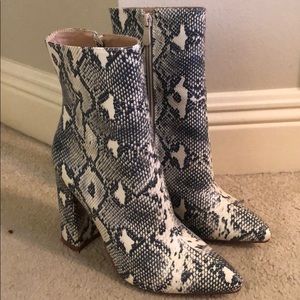 ~Brand New~ Pretty Little Things Booties